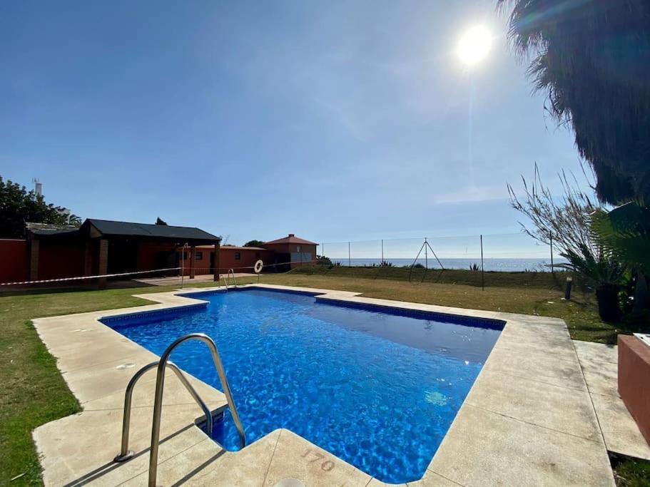 Exclusive Beachfront Penthouse Almayate Alto Dış mekan fotoğraf