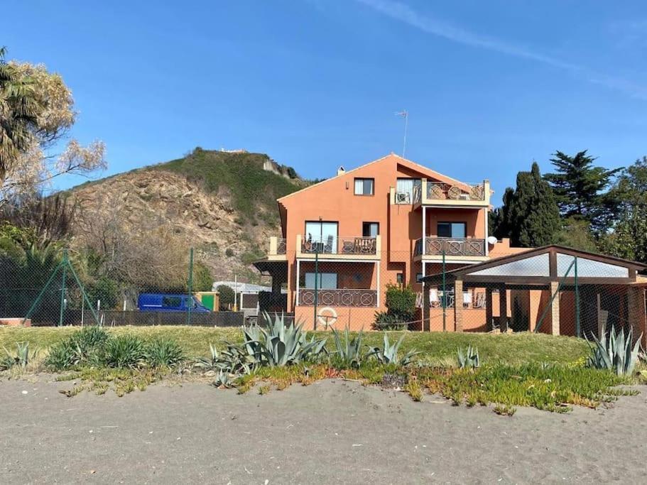 Exclusive Beachfront Penthouse Almayate Alto Dış mekan fotoğraf