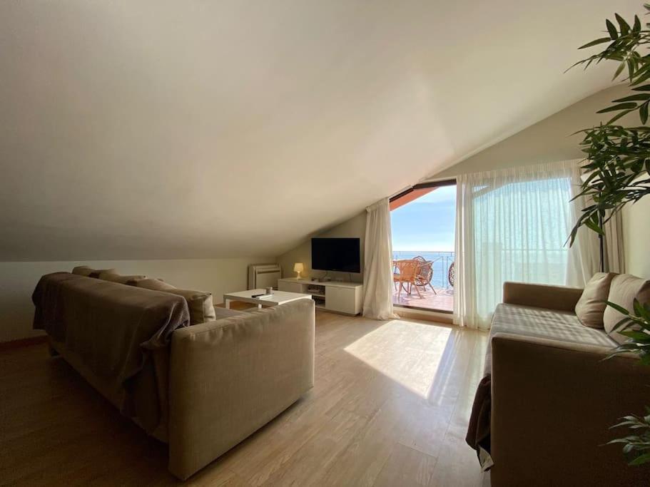 Exclusive Beachfront Penthouse Almayate Alto Dış mekan fotoğraf